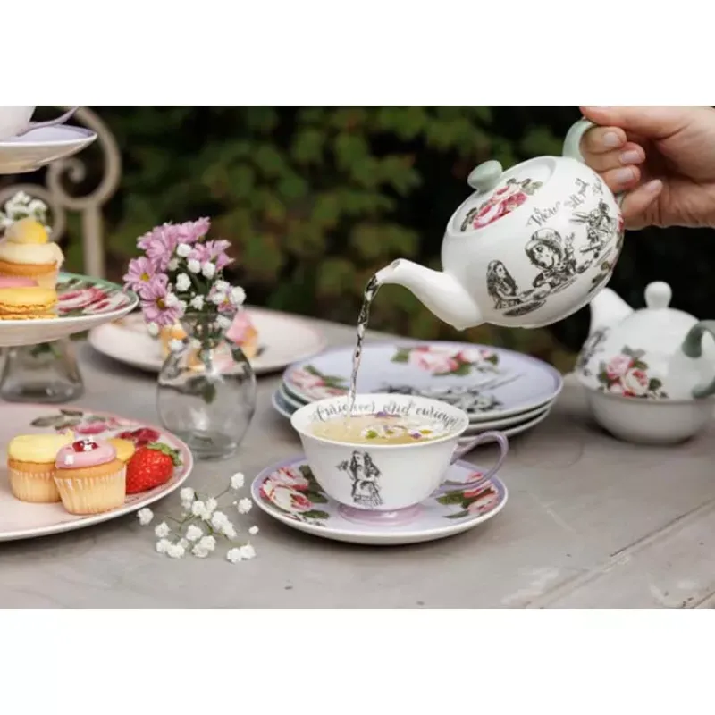 Théières, Cafetières Et Accessoires-Kitchen Craft ALICE IN WONDERLAND  Théière en porcelaine 400 ml KitchenCraft Coffret cadeau