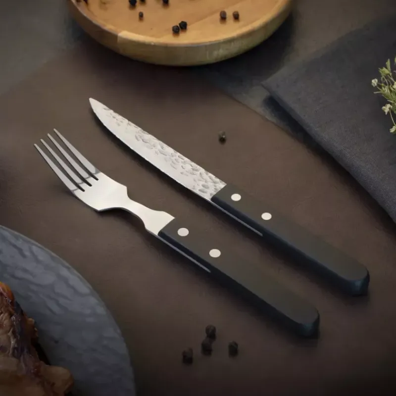Couteaux À Steak | Couteaux-Amefa Coffret de 6 Couteaux Steak Pizza 2.0 Noir lame martelée et micro-dentée