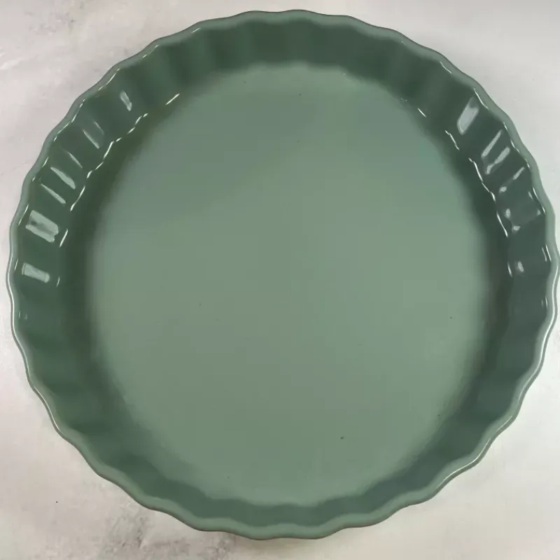 Moules À Tarte | Quiches Et Tourtes-Esprit de Cuisine GOURMANDE Plat à Tarte en Céramique D28 cm BRETAGNE CERAMIQUE INDUSTRIE Vert amande